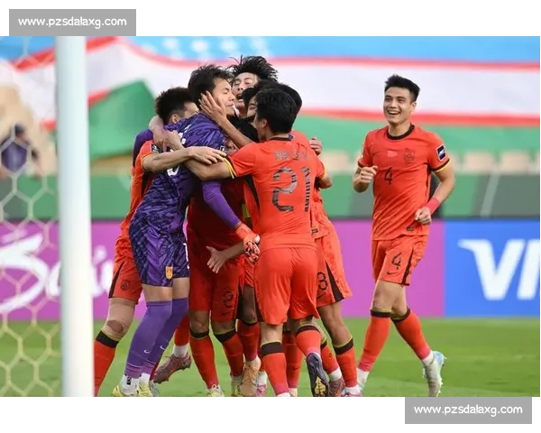 国足激战乌兹别克斯坦全场高光瞬间回顾与关键进球解析战术博弈与遗憾瞬间